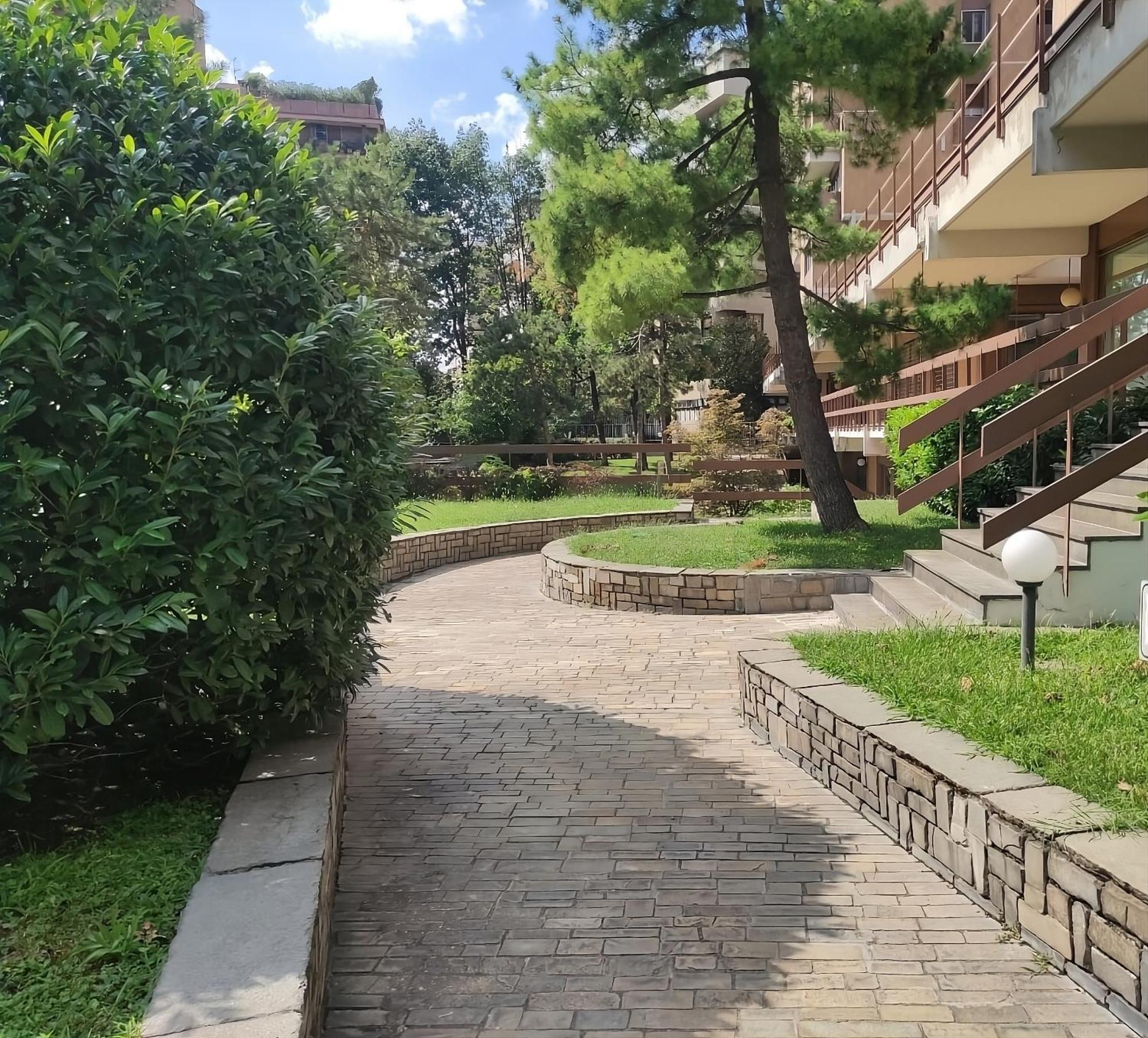 I Della 2 Apartment *
